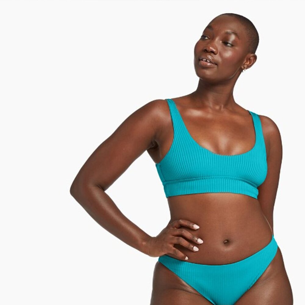 NWT VITAMIN‎ A Sienna Tank Bikini Top XS/4